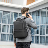 Mochila Executiva Multicompartimentos Para Notebook 15.6" Modelo Magnificent Pro Mark Ryden